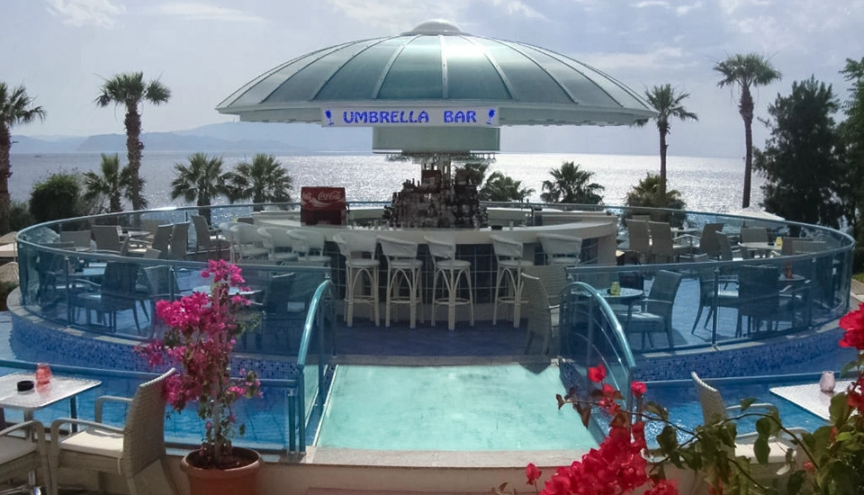 هتل گرند بلو اسکای اینترنشنال کوش آداسی